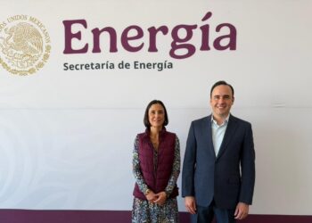 EXITOSA REUNIÓN ENTRE EL GOBERNADOR MANOLO JIMÉNEZ Y LA SECRETARIA DE ENERGÍA