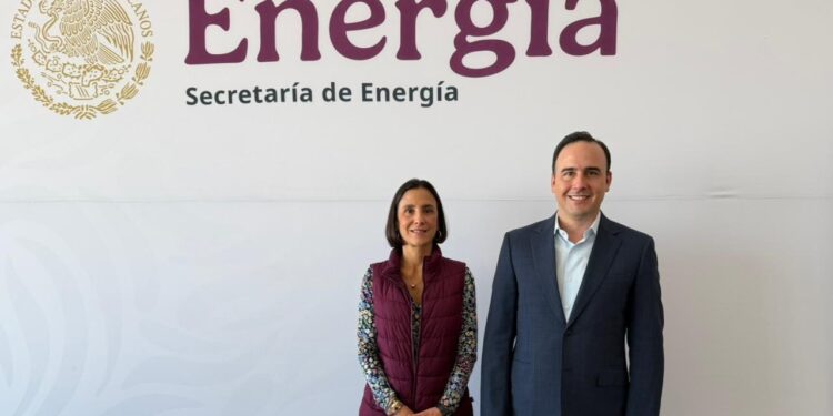 EXITOSA REUNIÓN ENTRE EL GOBERNADOR MANOLO JIMÉNEZ Y LA SECRETARIA DE ENERGÍA