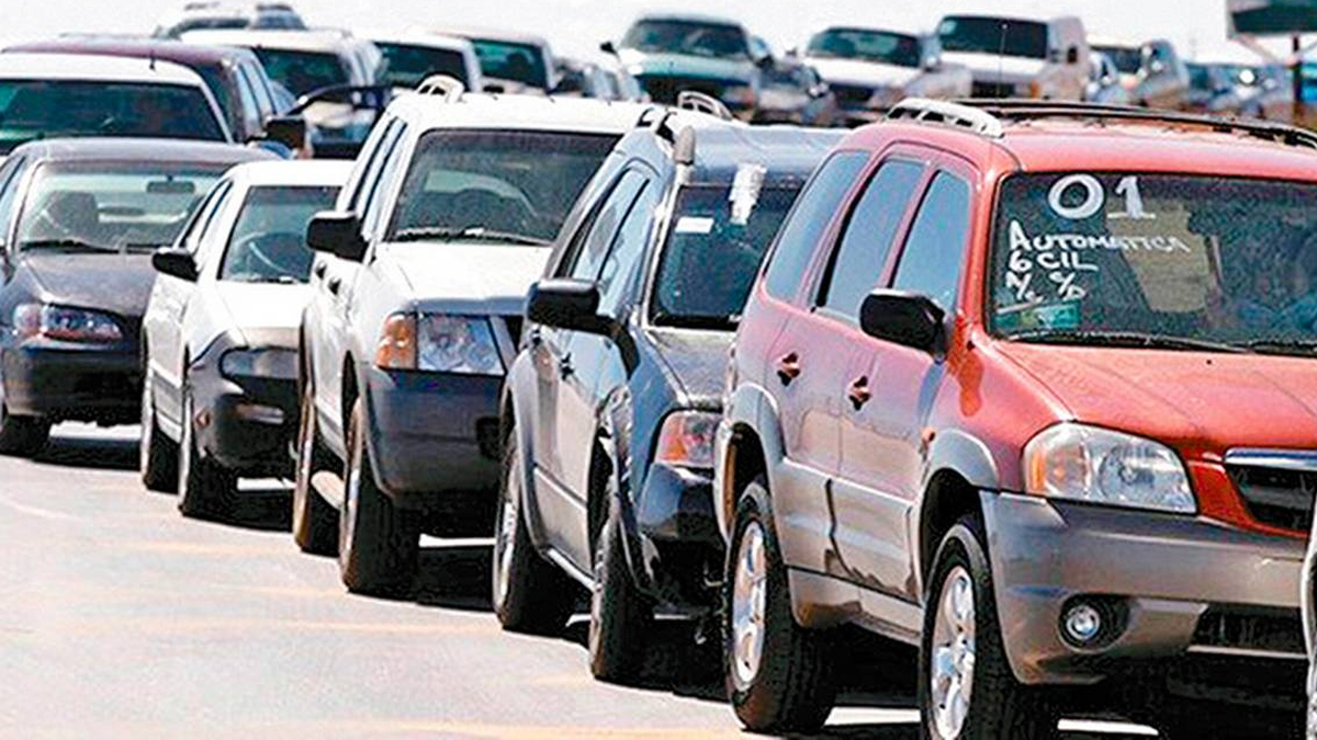 Defenderán legalmente a propietarios de autos legalizados sin documentación oficial