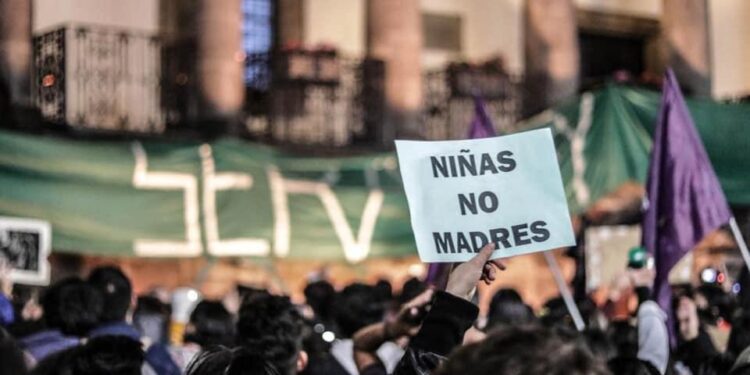 Ninguna niña debe ser madre