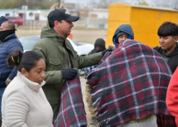 En Acuña implementan operativo “Abrigando Corazones” ante clima extremo
