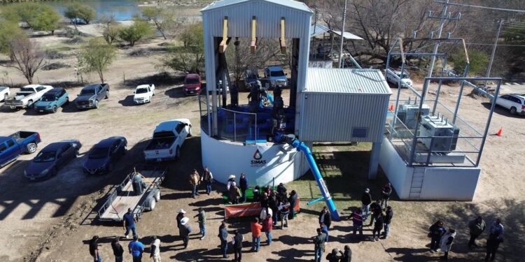 Entregan nuevo equipo de bombeo para fortalecer abasto de agua en Acuña