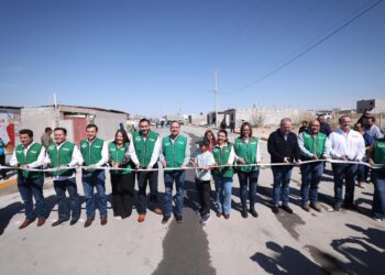 SE ENTREGAN ‘OBRAS SOCIALES A PASOS DE GIGANTE’ EN TODAS LAS REGIONES POR 1500 MDP