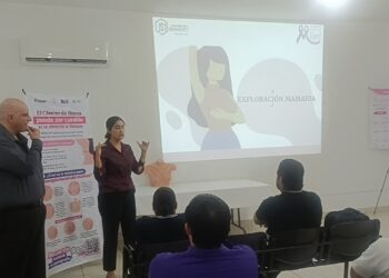 Capacitan a personal de salud para fortalecer detección de cáncer en la mujer