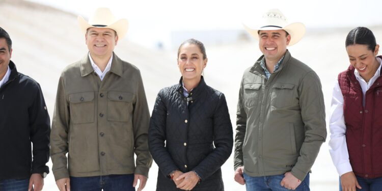 Aquí trabajamos en equipo los 3 órdenes de gobierno para bien de Coahuila: Manolo