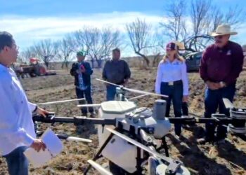 Drones agrícolas llegan al campo de Piedras Negras