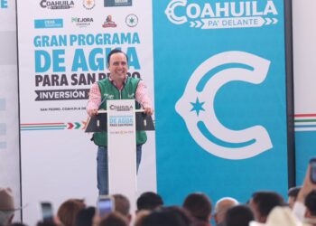 CONTINÚA MANOLO DETONANDO GRANDES PROGRAMAS DE AGUA EN COAHUILA