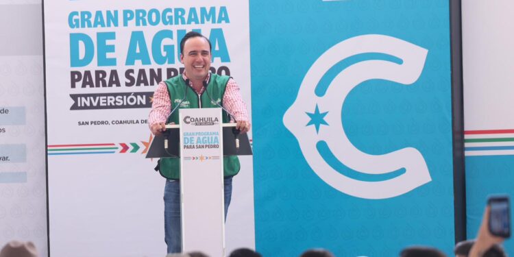 CONTINÚA MANOLO DETONANDO GRANDES PROGRAMAS DE AGUA EN COAHUILA