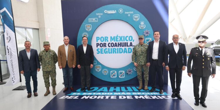 DA BIENVENIDA GOBERNADOR A 384 NUEVOS ELEMENTOS DE LA POLICÍA Y FISCALÍA DEL ESTADO