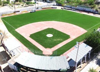 ANUNCIA CHANO DÍAZ RENOVACIÓN DEL PARQUE INFANTIL DE AGUJITA