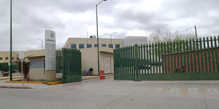 Clínica de Especialidades IMSS en Acuña opera sin insumos para hemodiálisis