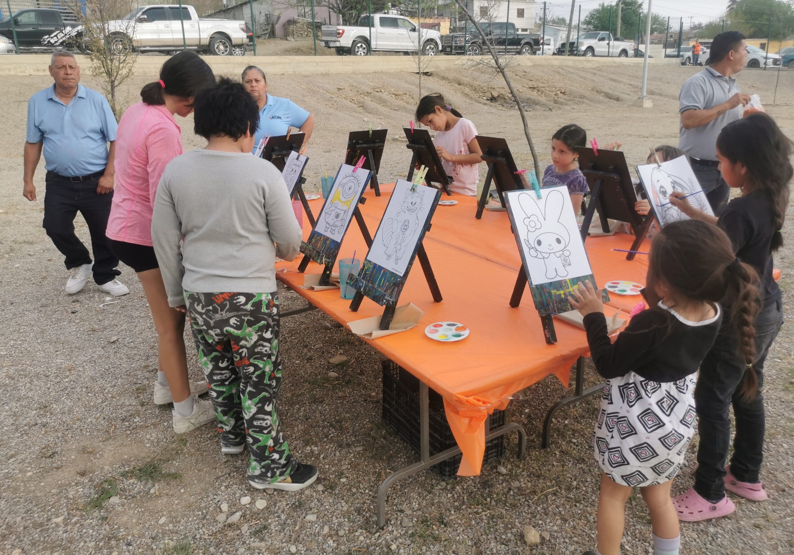 Llevan los servicios de Presidencia y DIF a la Gámez Sumaran