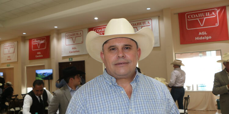 Impulsan siembra de forraje y apoyos al campo en Villa Unión