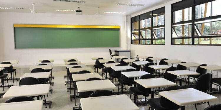 Suspenden actividades escolares los días 1 y 4 de Mayo Coahuila, SEC