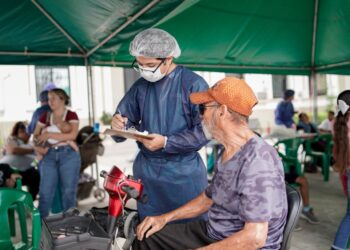 Brigada Dental Gratuita en la Plaza Principal de Sabinas