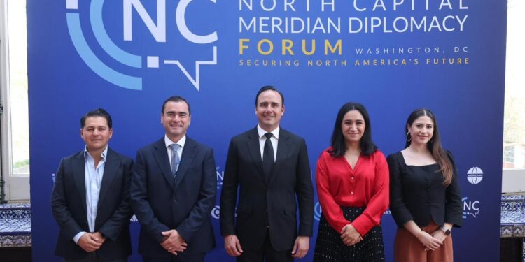 ABRIL FUE UN MES DE MUCHO DINAMISMO Y RESULTADOS PARA COAHUILA: MANOLO