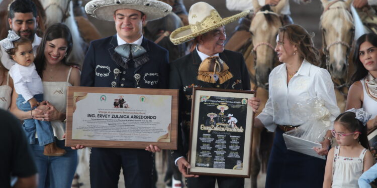 Reconocen la trayectoria de Hervey Zulaica Arredondo en el Congreso Estatal Charro 2026