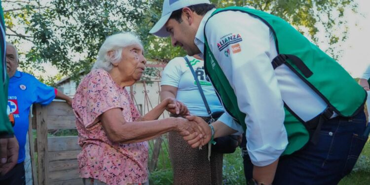 Candidato Memo Ruiz refrenda compromisos en salud y educación