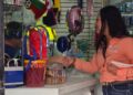Gaby López recorre colonias Doña Pura y Fovissste; pide recuperar la confianza ciudadana