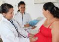 Exhortan a mujeres embarazadas a iniciar control prenatal desde el primer momento